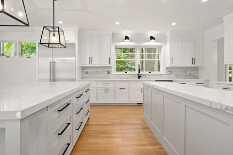 122 Clinton Rd, Brookline, MA 02445 photo 4