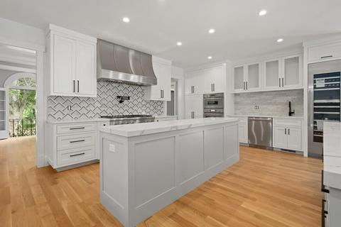 122 Clinton Rd, Brookline, MA 02445 photo 6
