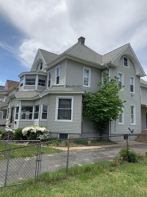 44 Hawthorne St, Springfield, MA 01105 photo 2