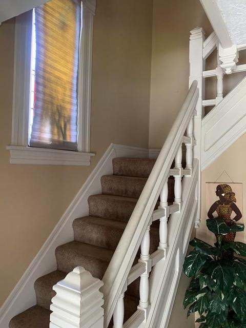 44 Hawthorne St, Springfield, MA 01105 photo 6