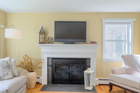 42 Great Rd, Maynard, MA 01754 photo 4