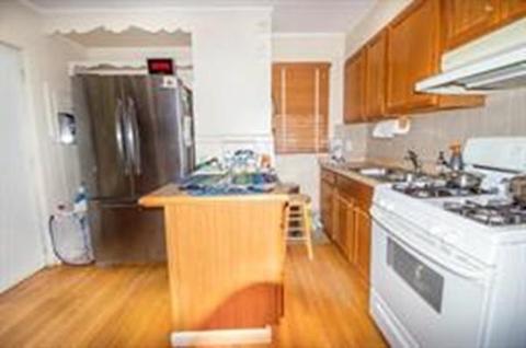 356 Orange St, Springfield, MA 01108 photo 3