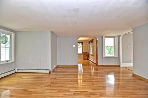 25 Main St, Upton, MA 01568 photo 10