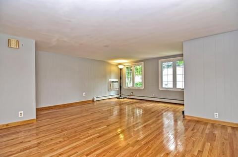 25 Main St, Upton, MA 01568 photo 9