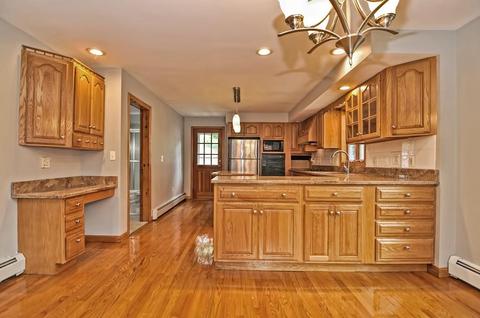 25 Main St, Upton, MA 01568 photo 4