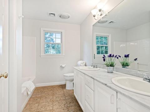 75 Pine Grove St, Needham, MA 02494 photo 15