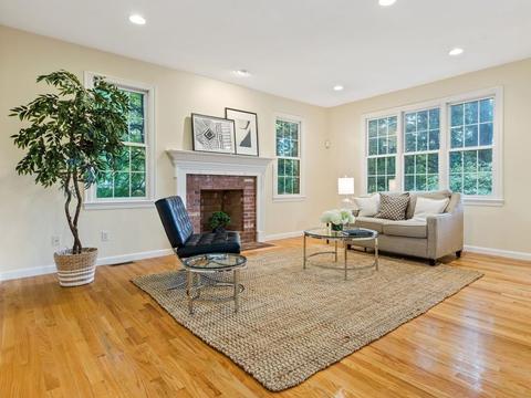 75 Pine Grove St, Needham, MA 02494 photo 11