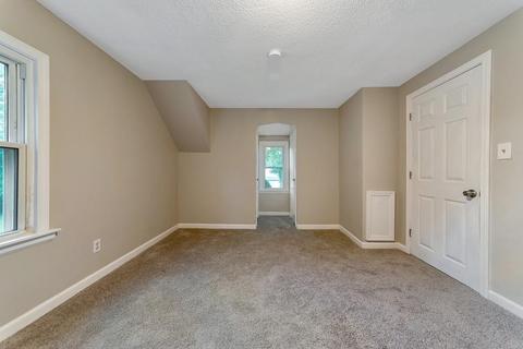 41 Lancaster St, Springfield, MA 01118 photo 20