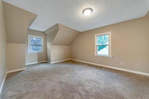 41 Lancaster St, Springfield, MA 01118 photo 19