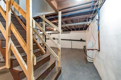 41 Lancaster St, Springfield, MA 01118 photo 26