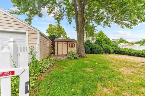 41 Lancaster St, Springfield, MA 01118 photo 31