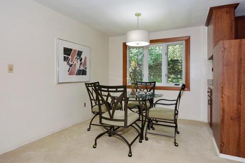 9 Philip Rd, Framingham, MA 01701 photo 4