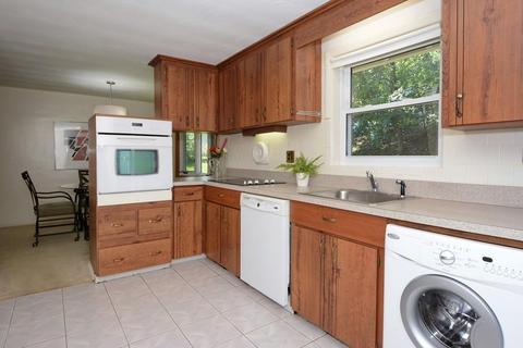 9 Philip Rd, Framingham, MA 01701 photo 7