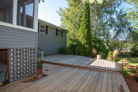 16 Lorna Dr, Auburn, MA 01501 photo 29