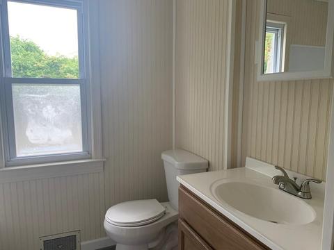 53 Moss Rd, Springfield, MA 01119 photo 10