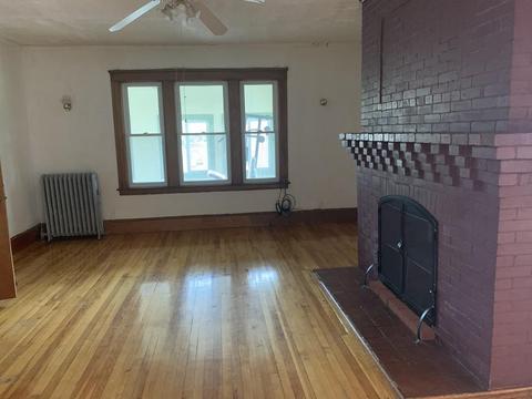 58 Arthur St, Worcester, MA 01604 photo 4