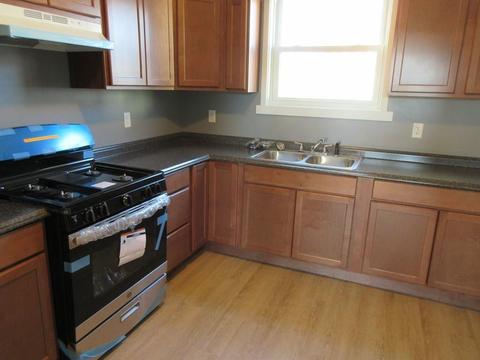 840 Dwelly St, Fall River, MA 02724 photo 9