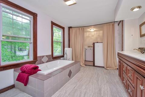 232 Sumner Ave, Springfield, MA 01108 photo 27