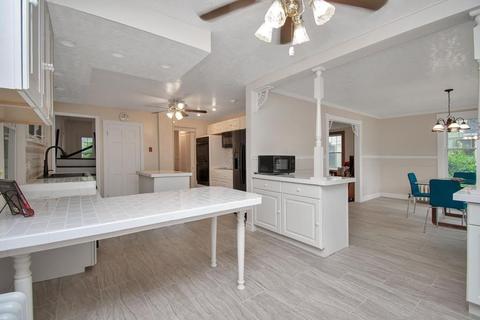 232 Sumner Ave, Springfield, MA 01108 photo 11