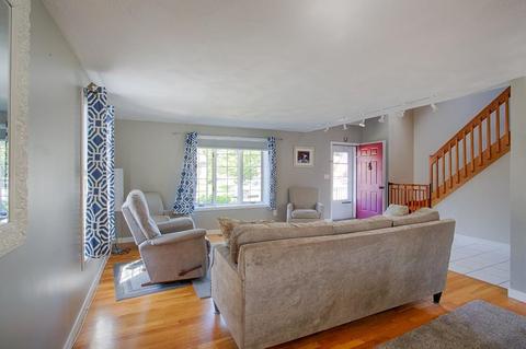 2 Upton Ln, Boxford, MA 01921 photo 9