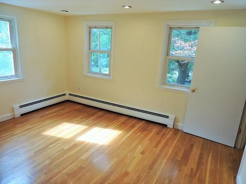 25 Summer Ave, Reading, MA 01867 photo 13