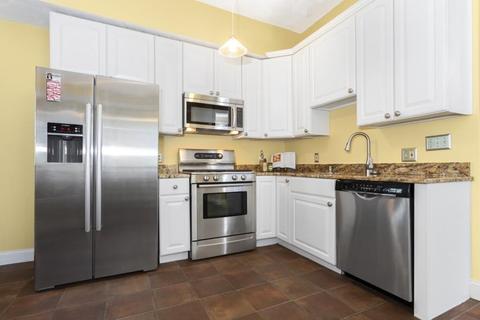 30 John St #A, Reading, MA 01867 photo 11