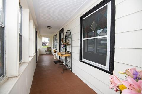 71 E Mountain St, Worcester, MA 01606 photo 6