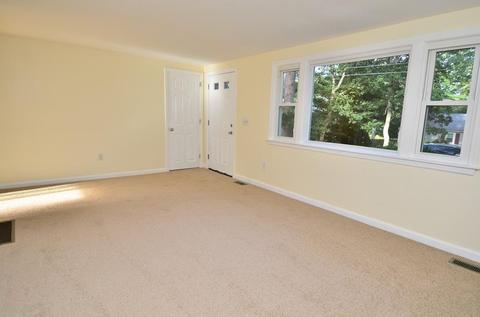 22 Beechwood Dr, Mashpee, MA 02649 photo 7