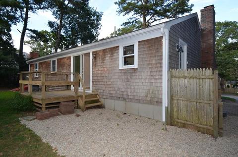 22 Beechwood Dr, Mashpee, MA 02649 photo 34