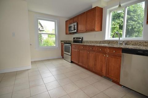 147 Cedar St, Barnstable, MA 02601 photo 5