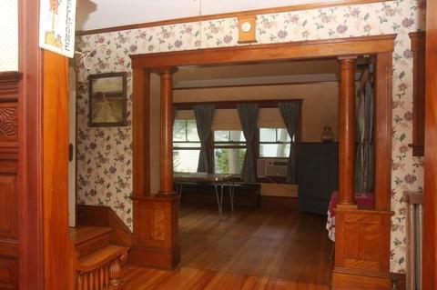 27 Circuit Ave E, Worcester, MA 01603 photo 10