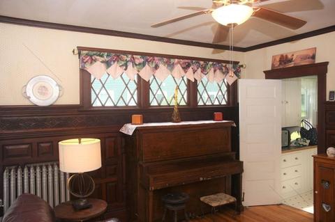 27 Circuit Ave E, Worcester, MA 01603 photo 8