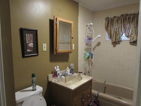 31 Home St, Springfield, MA 01104 photo 8
