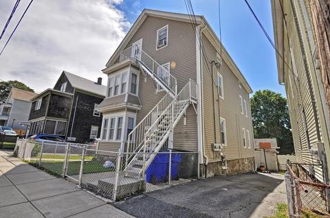 677 Maple St, Fall River, MA 02720 photo 5