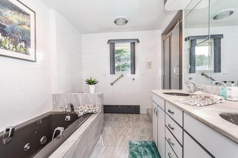4 Pine Ridge Rd, Stoneham, MA 02180 photo 9