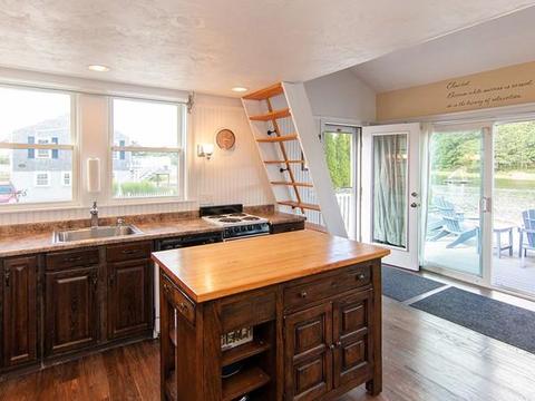 37 Agawam Beach Rd, Wareham, MA 02571 photo 15