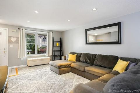 67 Long Dr, Dracut, MA 01826 photo 2