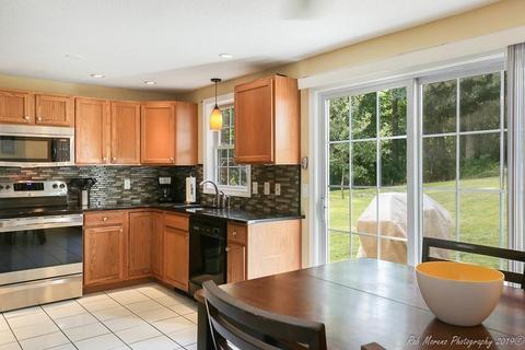 67 Long Dr, Dracut, MA 01826 photo 6