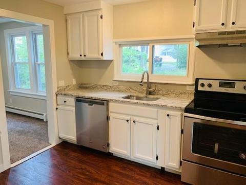 86 Birch Island Rd, Webster, MA 01570 photo 3