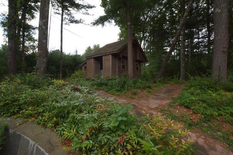 869 Old Post Rd, Walpole, MA 02081 photo 4
