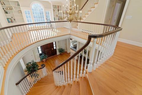 45 Pine St, Weston, MA 02493 photo 17