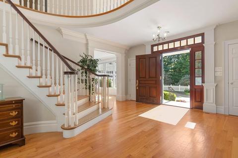 45 Pine St, Weston, MA 02493 photo 4
