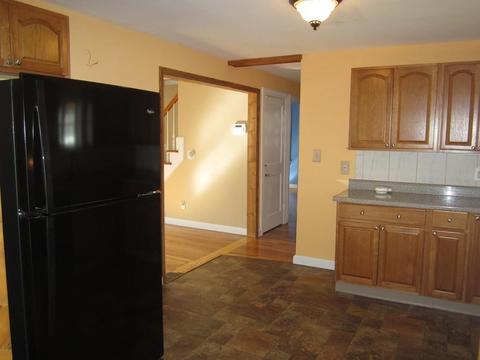 128 Chateaugay St, Chicopee, MA 01020 photo 8