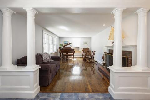 32 Bennett Rd, Marblehead, MA 01945 photo 3