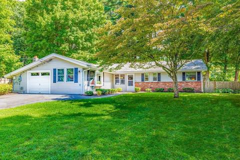 136 Temi Rd, Raynham, MA 02767 photo 1