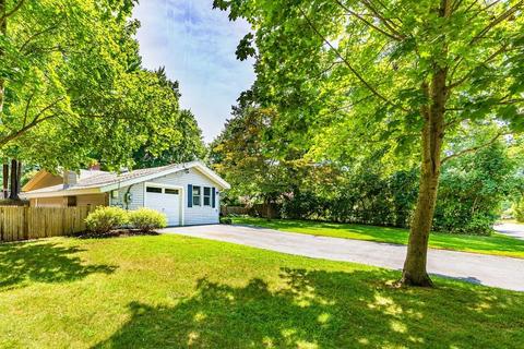136 Temi Rd, Raynham, MA 02767 photo 2