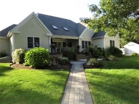 7 Bosuns Ln, Bourne, MA 02532 photo 4