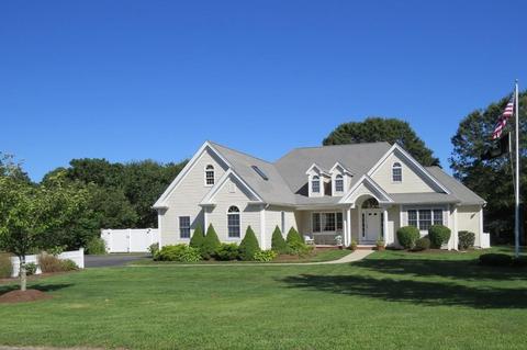7 Bosuns Ln, Bourne, MA 02532 photo 1