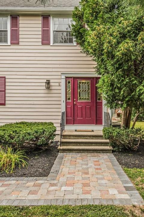 9 Madison Ln, Acton, MA 01720 photo 2