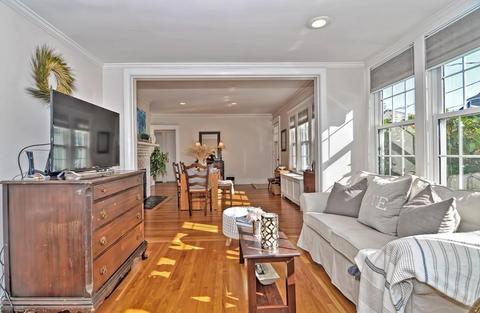 5 Doane St, Marblehead, MA 01945 photo 5